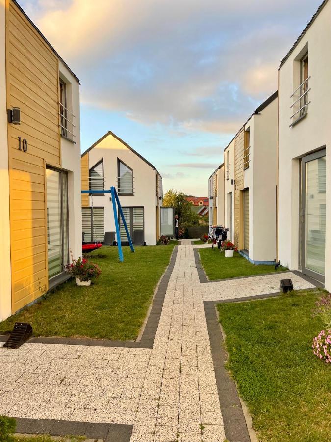 Sun-Holiday Domki Letniskowe Rewal Eksteriør bilde